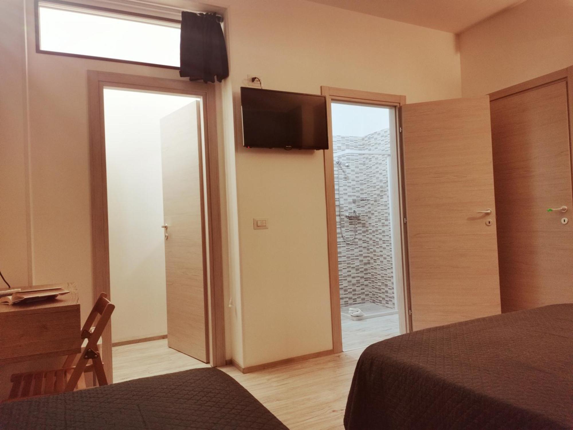 Hotel Via Alessandria Racale Zimmer foto
